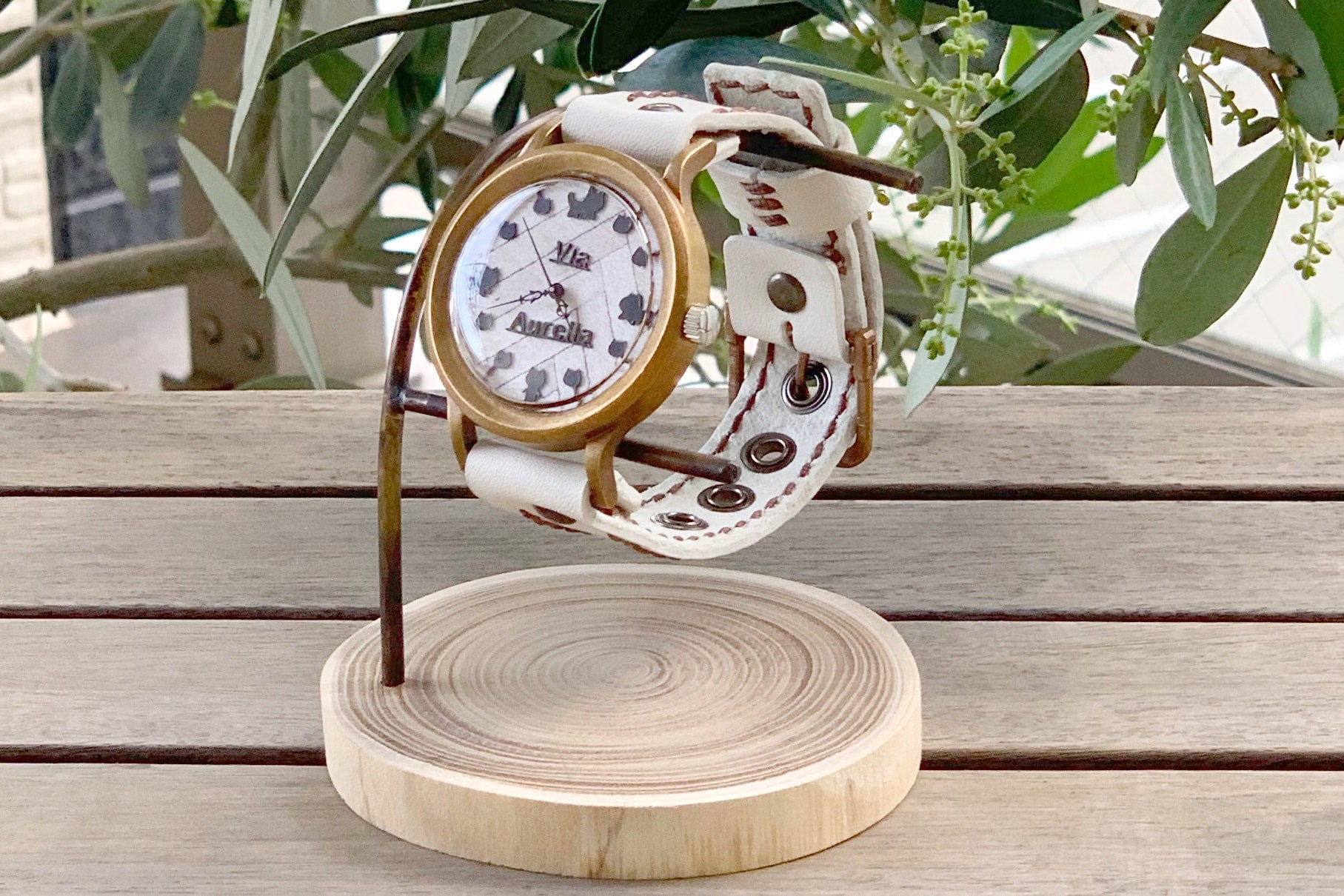 手作り腕時計 Via Aurelia（黒ねこホワイト文字盤&イタリア牛革