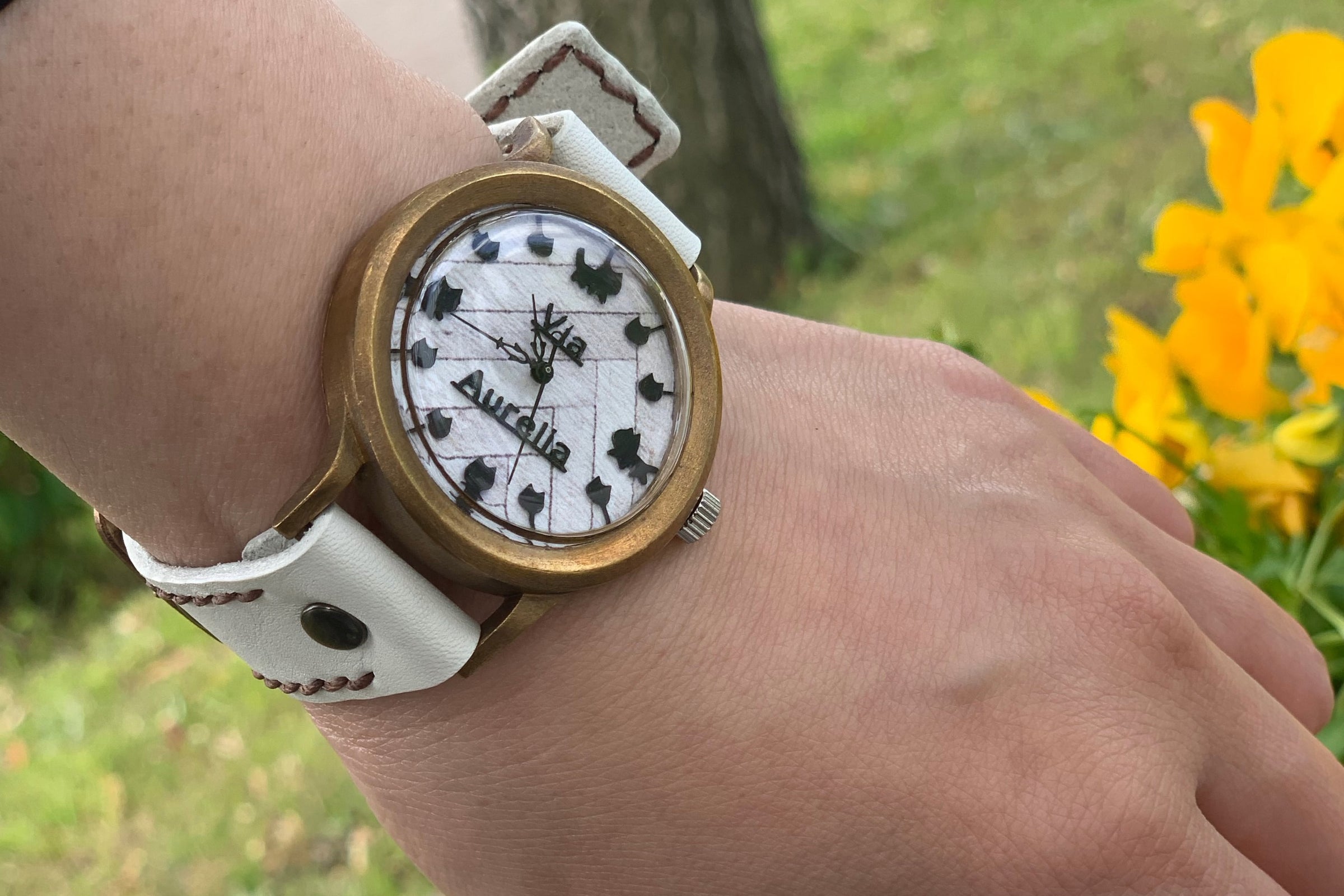 手作り腕時計 Via Aurelia（黒ねこホワイト文字盤&イタリア牛革