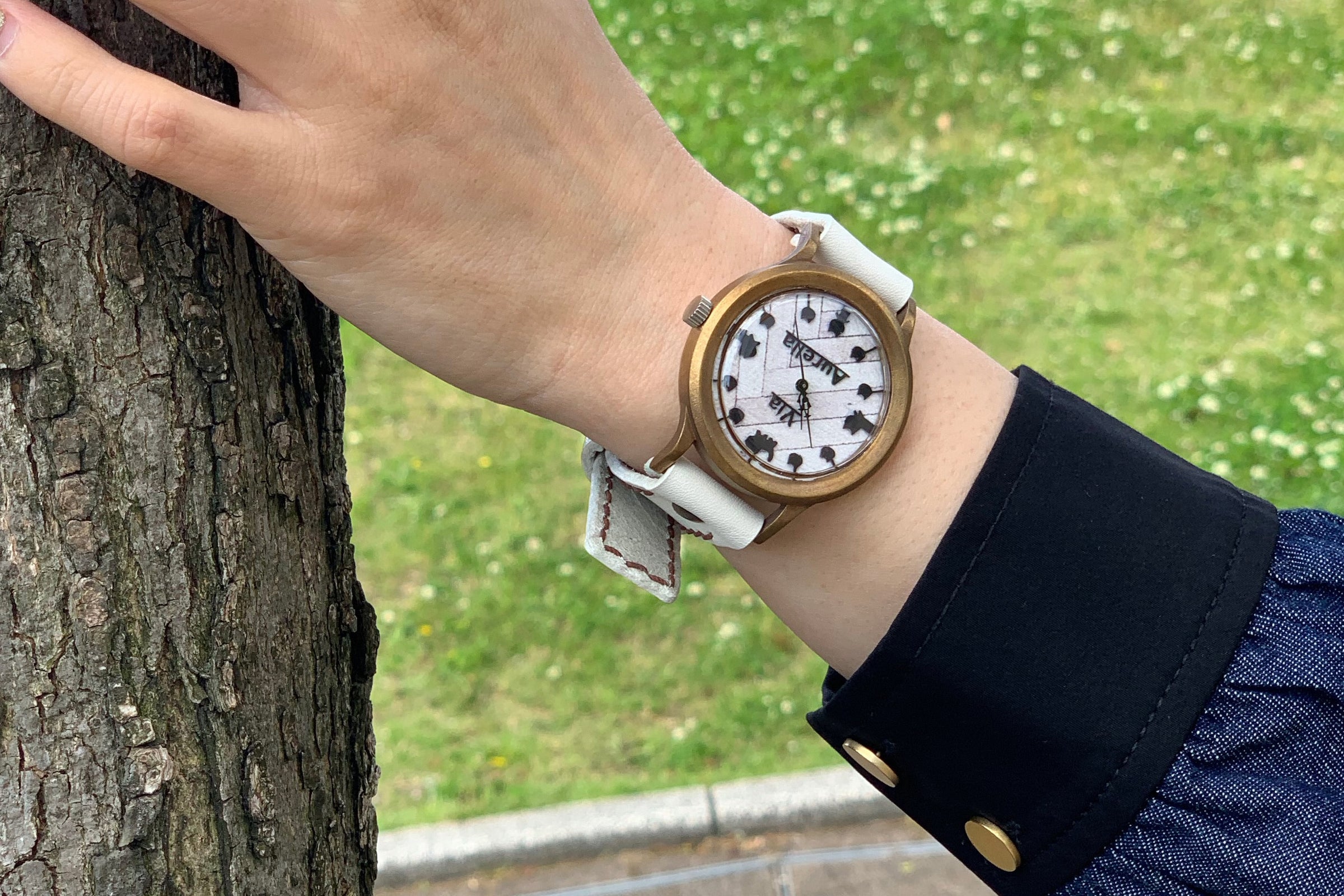 手作り腕時計 Via Aurelia（黒ねこホワイト文字盤&イタリア牛革