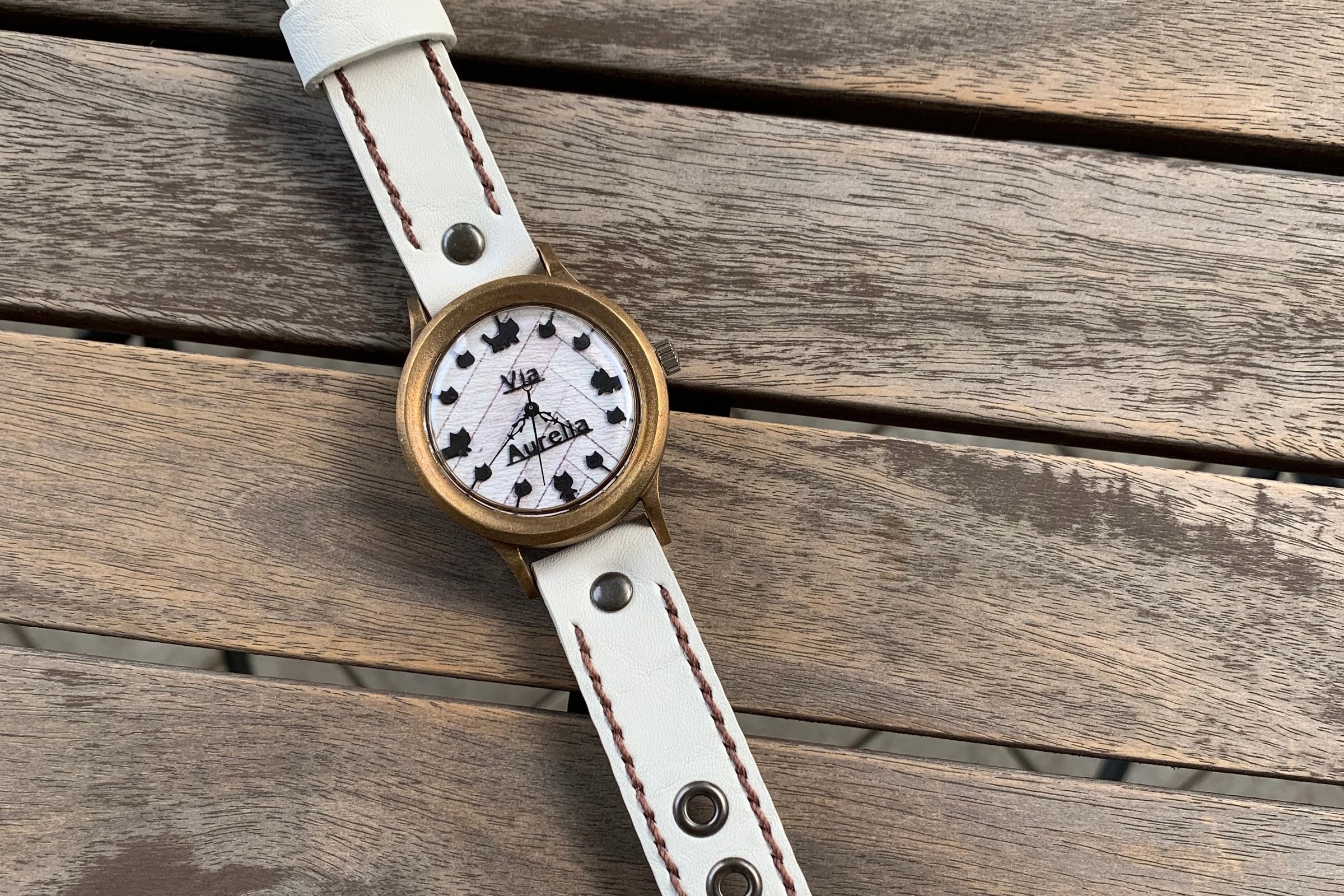 手作り腕時計 Via Aurelia（黒ねこホワイト文字盤&イタリア牛革
